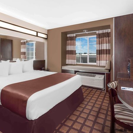 Microtel Inn & Suites By Wyndham Midland Exteriör bild
