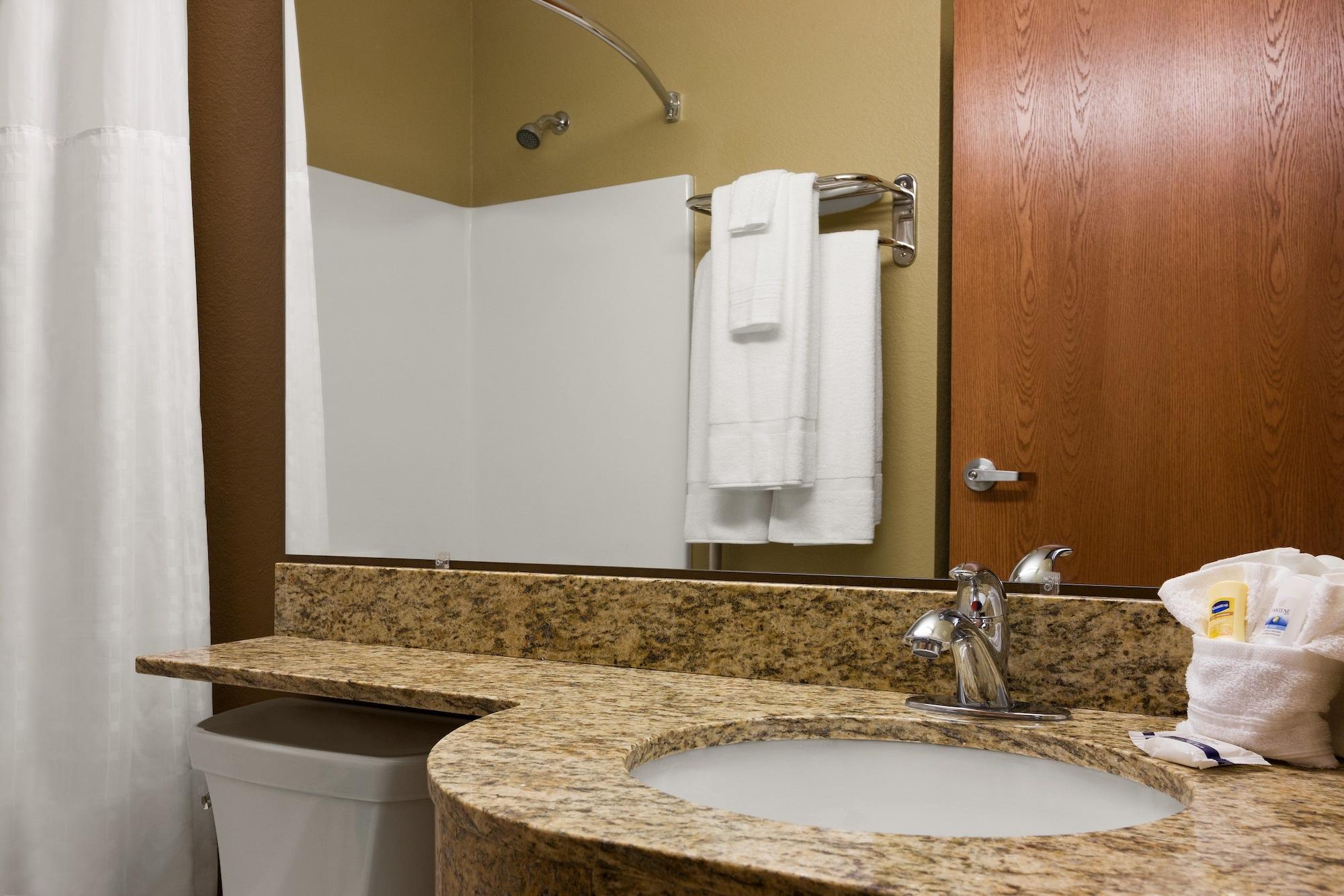 Microtel Inn & Suites By Wyndham Midland Exteriör bild