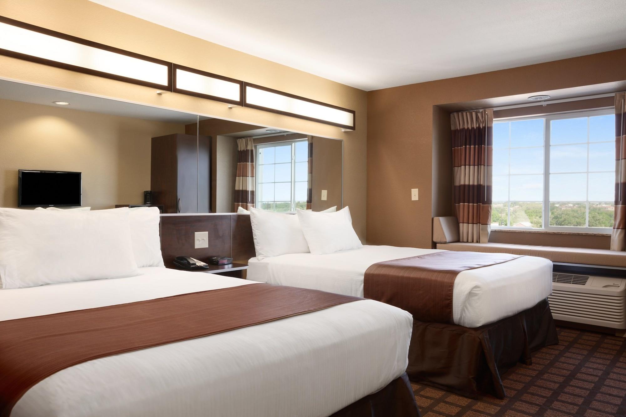 Microtel Inn & Suites By Wyndham Midland Exteriör bild