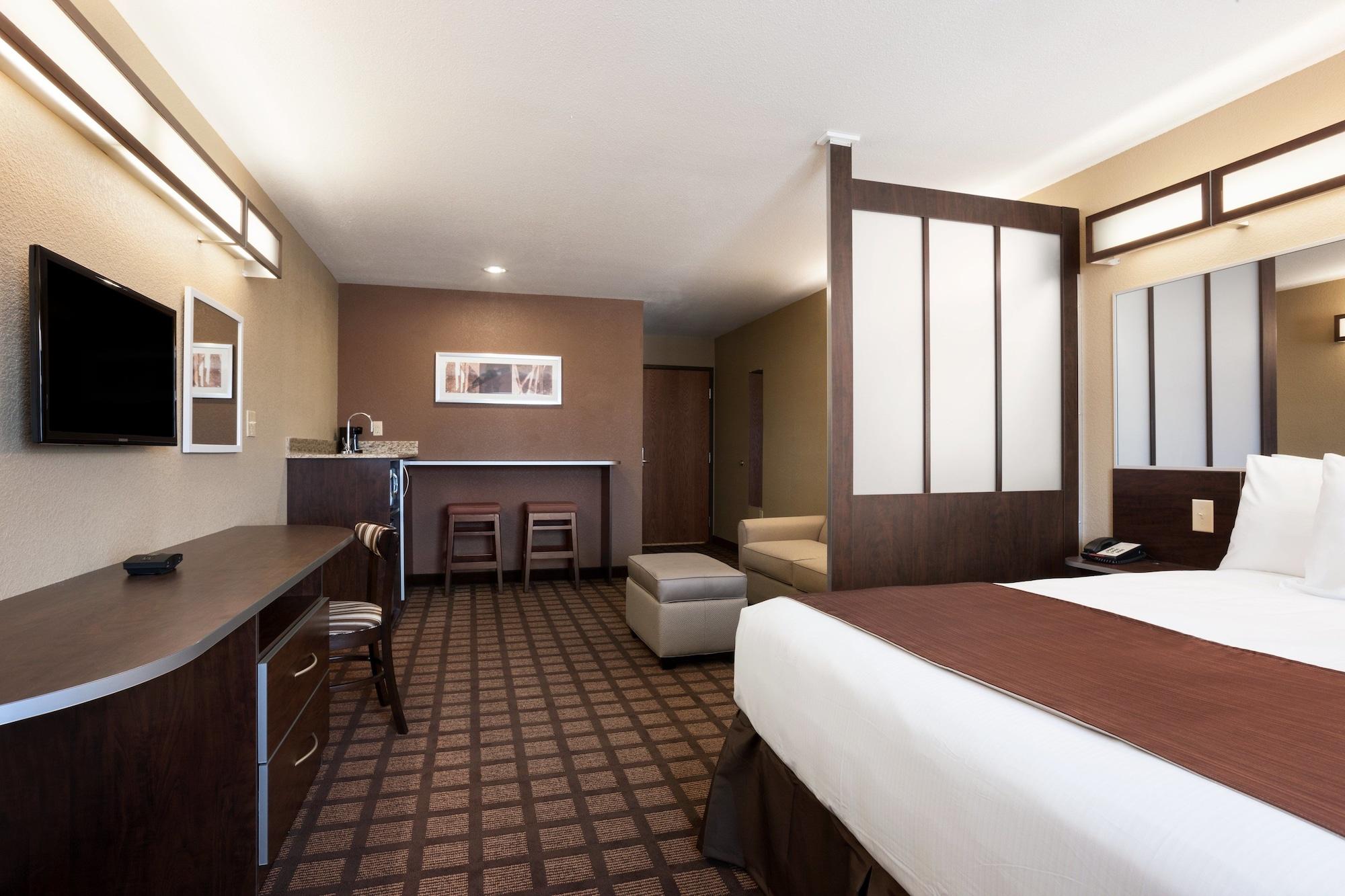 Microtel Inn & Suites By Wyndham Midland Exteriör bild