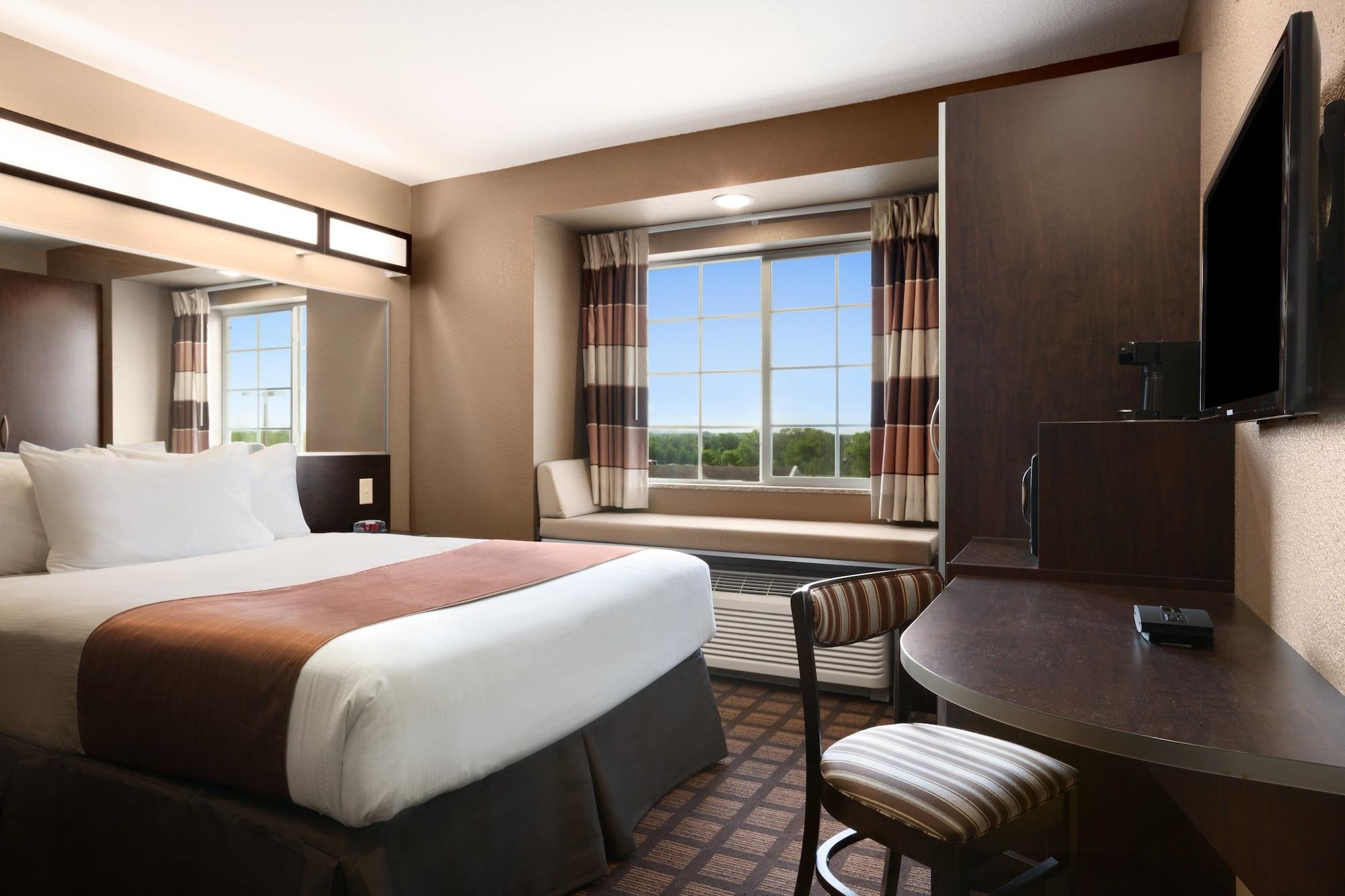 Microtel Inn & Suites By Wyndham Midland Exteriör bild